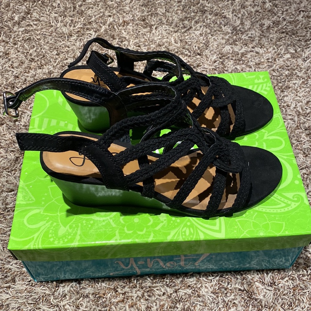Sandals - Picture 2 of 3